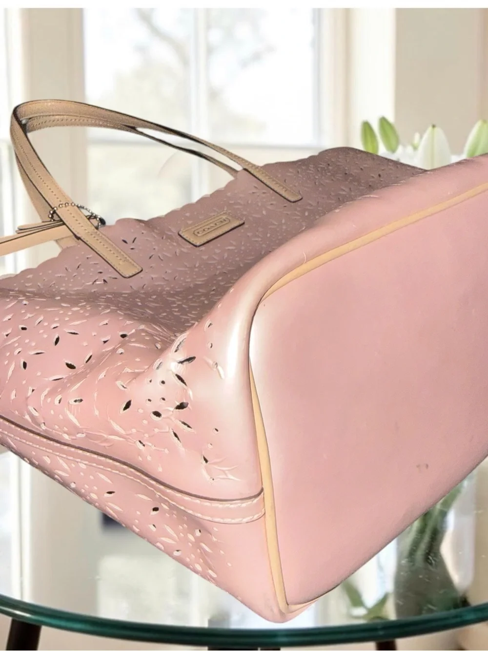 4 piece Coach Market Tote 3-Piece Set - Pearly Pink Laser Cut Perforated Leather - Picture 14 of 16